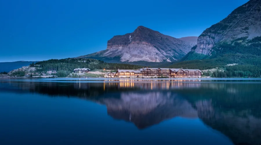 Places to Stay in Glacier National Park 